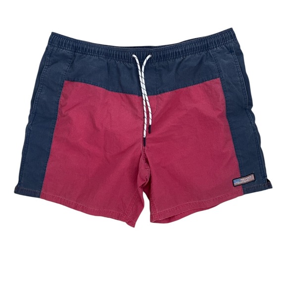 Vineyard Vine Size XL Men's Swimwear Red Pieced Island USA Flag Chappy - Picture 1 of 10
